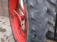 Räder, Reifen, Felgen & Distanzringe  270/85R50