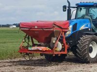 Frontbehälter Sämaschine  Accord DF fronttank / zaaimachine