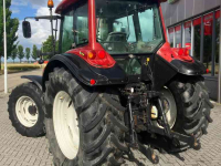 Schlepper / Traktor Valtra T130