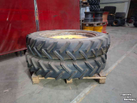 Räder, Reifen, Felgen & Distanzringe BKT 300/95R46 RT-955