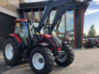 Schlepper / Traktor Valtra N 134H5 Hitech vol geveerd lucht Frontlader Manip 120  3692u