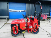 Vibrationwalzen Caterpillar CB-114 Trilwals