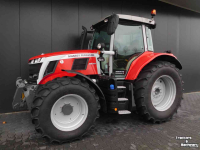 Schlepper / Traktor Massey Ferguson 6S. 155