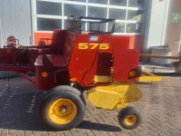 Pressen New Holland 575 kleinpakkenpers