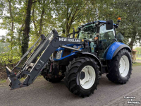 Schlepper / Traktor New Holland T4.85