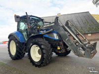 Schlepper / Traktor New Holland T4.85