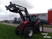 Schlepper / Traktor Valtra A114 HiTech 4