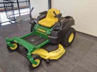 Aufsitzrasenmäher John Deere Z425