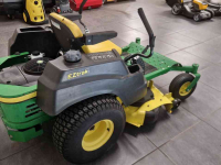 Aufsitzrasenmäher John Deere Z425