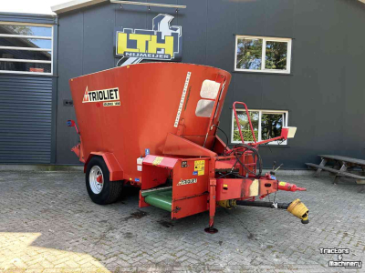 Futtermischwagen Vertikal Trioliet Trioliet Solomix 1400 2 vijzels voermengwagen