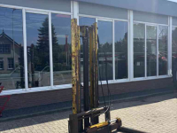 Anbau Hydraulik Stapler / Mini Gabelstapler  Hefmast met ronde-balen klem / rondebalenklem