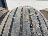 Räder, Reifen, Felgen & Distanzringe Vredestein 11.00-60-15 incl. 6 gaats velg