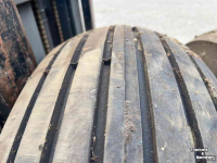 Räder, Reifen, Felgen & Distanzringe Vredestein 11.00-60-15 incl. 6 gaats velg