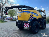 Feldhäcksler New Holland FR 920 Hakselaar