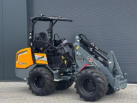 Radlader Giant G2700hd+