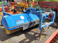 Kehrmaschine AP VHZ 2500 HO Veegmachine