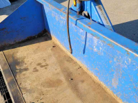 Traktor Abkippbehälter  Grondbak 1.8 mtr hydraulisch