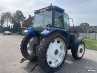 Schlepper / Traktor New Holland 6640 SLE 40km kruip 4 cil.turbo