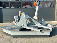 Planierschild VHM Scrapr 2750 / driehoekschuif / grondschuif / grondschaaf