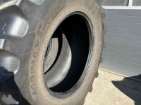 Räder, Reifen, Felgen & Distanzringe BKT 710/70R38 zo goed als nieuwe !
