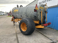 Gülletankwagen / Güllefässer Veenhuis VMR 6800 Mesttank met zuigarm