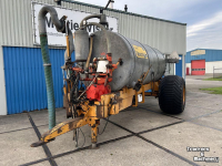 Gülletankwagen / Güllefässer Veenhuis VMR 6800 Mesttank met zuigarm