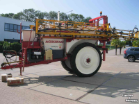 Anhängefeldspritze Agrifac GN4227