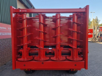 Stalldungstreuer AGM Meststrooier 8 ton