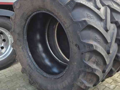 Räder, Reifen, Felgen & Distanzringe Alliance 540/65R30 eenling/enkele band