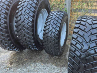 Räder, Reifen, Felgen & Distanzringe BKT 400/80R24 en 480/80R34