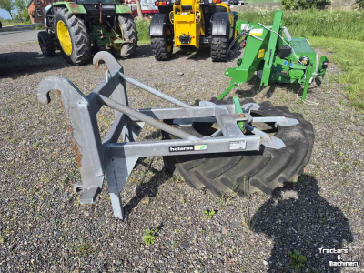 Futterkehrreifen Holaras Octo-1500-jcb