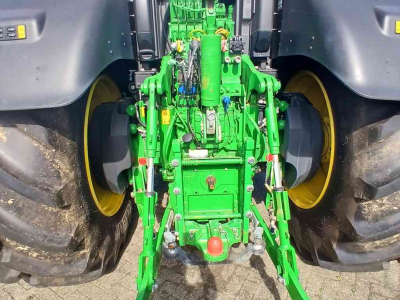 Schlepper / Traktor John Deere 6R250