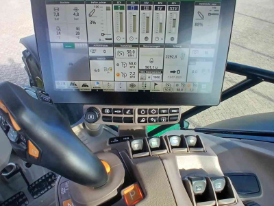Schlepper / Traktor John Deere 6R250