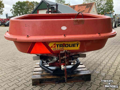 Düngerstreuer Trioliet TST Kunstmeststrooier mestverwerking
