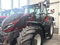 Schlepper / Traktor Valtra Q265, NIEUW!