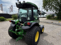 Obsttraktor John Deere 4066R