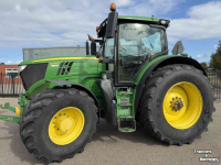Schlepper / Traktor John Deere 6215R