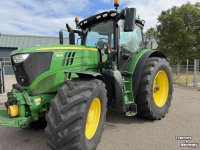 Schlepper / Traktor John Deere 6215R