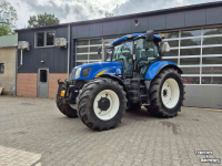 Schlepper / Traktor New Holland T 6080