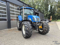 Schlepper / Traktor New Holland T 6080