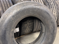 Räder, Reifen, Felgen & Distanzringe Michelin MICHELIN 295/80X22,5 BUITENBAND