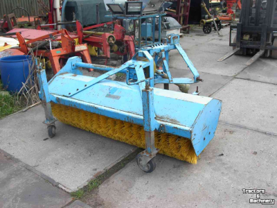 Kehrmaschine Schrijver Tractor Veegmachine