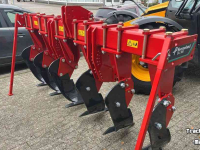 Tiefenlockerer Kverneland CLI 630 Voorzetwoeler