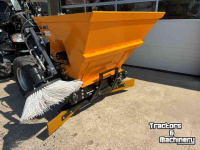 Sägemehl Streuer für Liegeboxen Giant ZV600LF