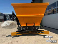 Sägemehl Streuer für Liegeboxen Giant ZV600LF