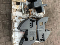 Frontgewichte Case IH 6 x 45 KG Frontgewichten + Middentrekhaak