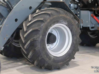 Radlader Giant G2500 HD