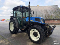 Schlepper / Traktor New Holland T4030F