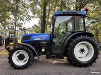 Schlepper / Traktor New Holland T4030F