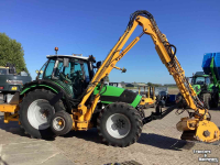 Schlepper / Traktor Deutz-Fahr M625 met Herder